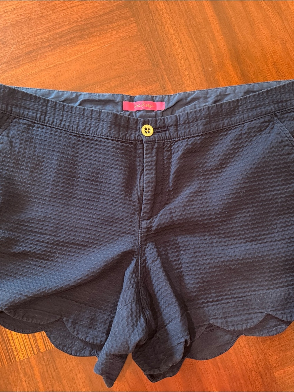 Lilly Pulitzer Navy Scallop Hem Seersucker Shorts